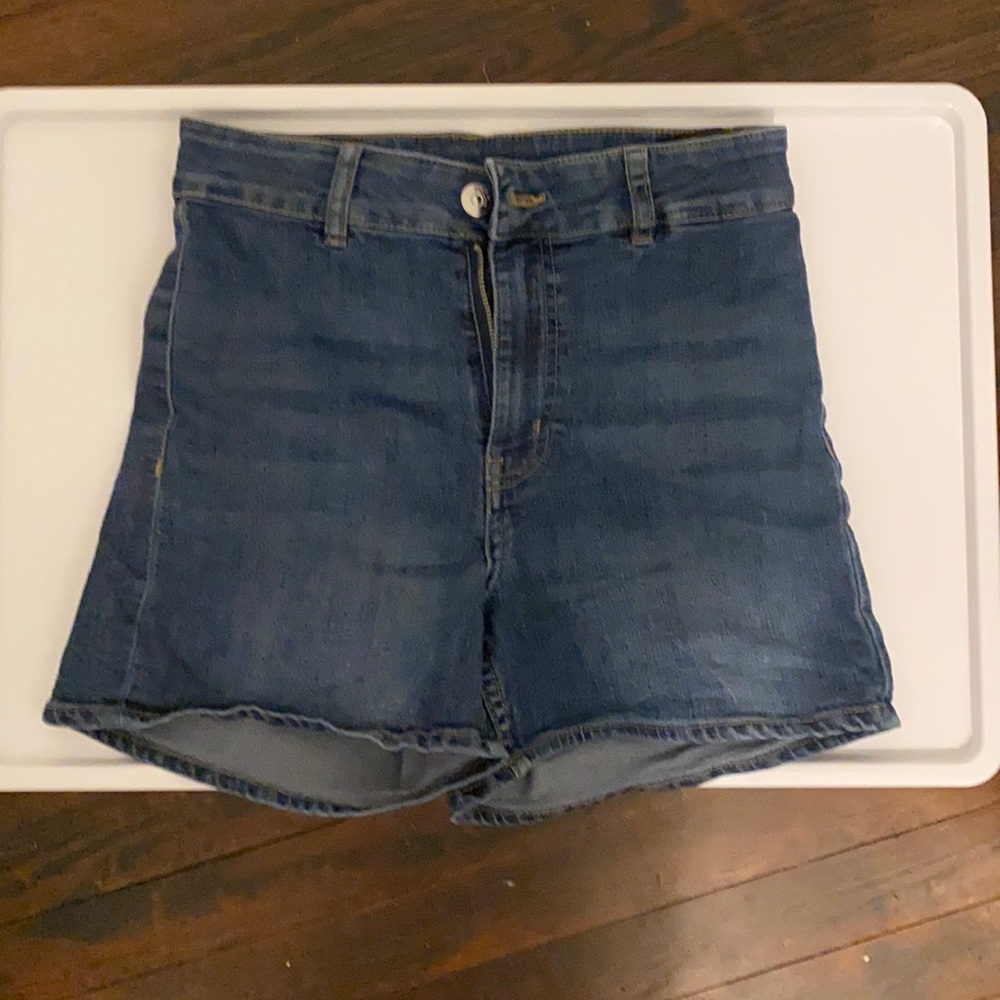 H & M Jean shorts size 4